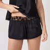 AMOUR Satin pyjama shorts with lace details 6552365