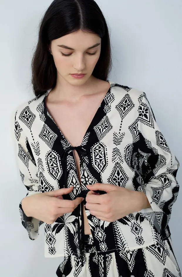 NALANI - Tie-up kimono with patterns 6550654