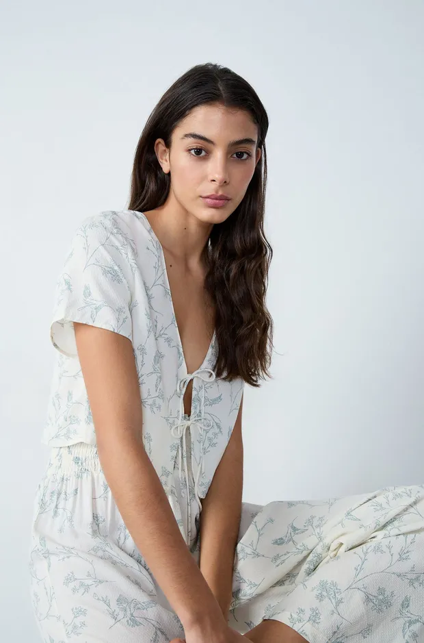 REESE Short-sleeved shirt with floral patterns and bows 6551437