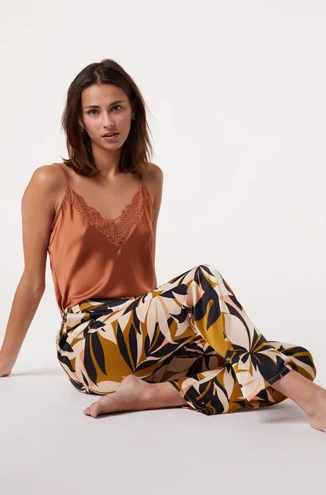 ENIGME Satin camisole with lace details