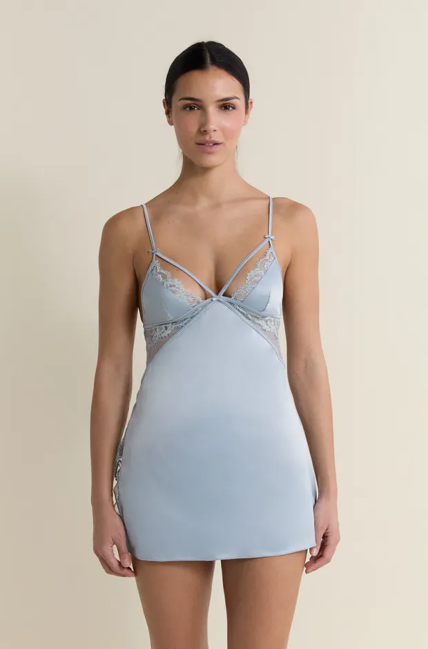 BELOVED Nightdress in satin with lace-up details and lace 6558640