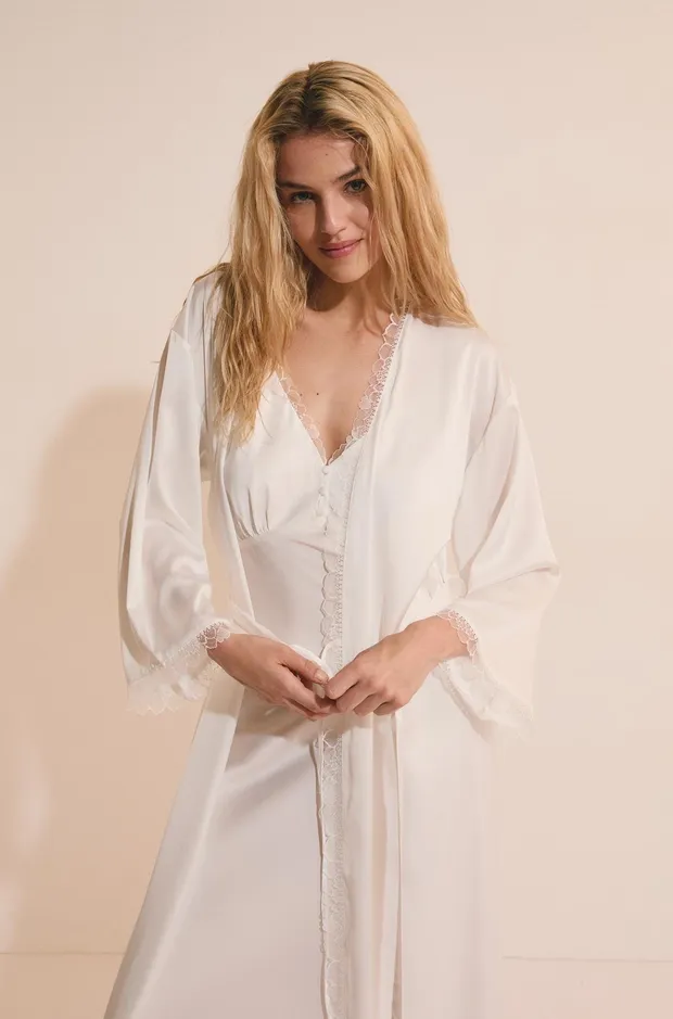 BRIDAL BLISS Satin Robe With Lace Details 6560715