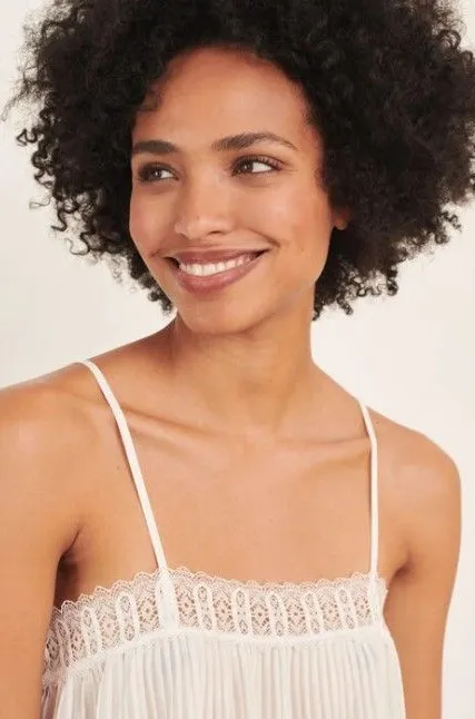 TRUE LOVE Top with straps and lace details